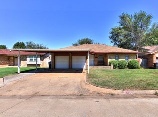 1053 NW 7th Pl, Moore, OK 73160