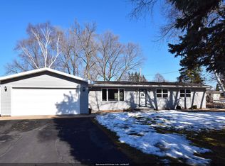 1452 Bonnie Dr, Menasha, WI 54952