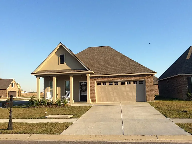 101 Emerson Rd — Photo 12