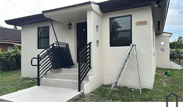 1st image of 15610 NW 2nd Ave APT 2