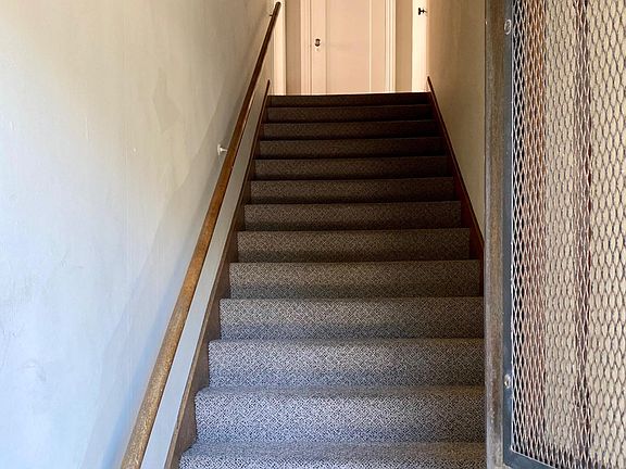 2nd image of 730 N Edinburgh Ave #1/2