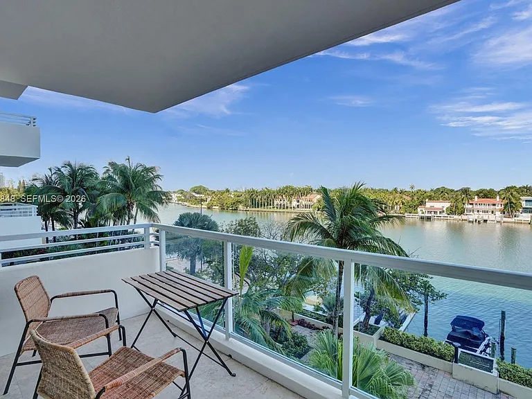 5600 Collins Ave #5R — Photo 6