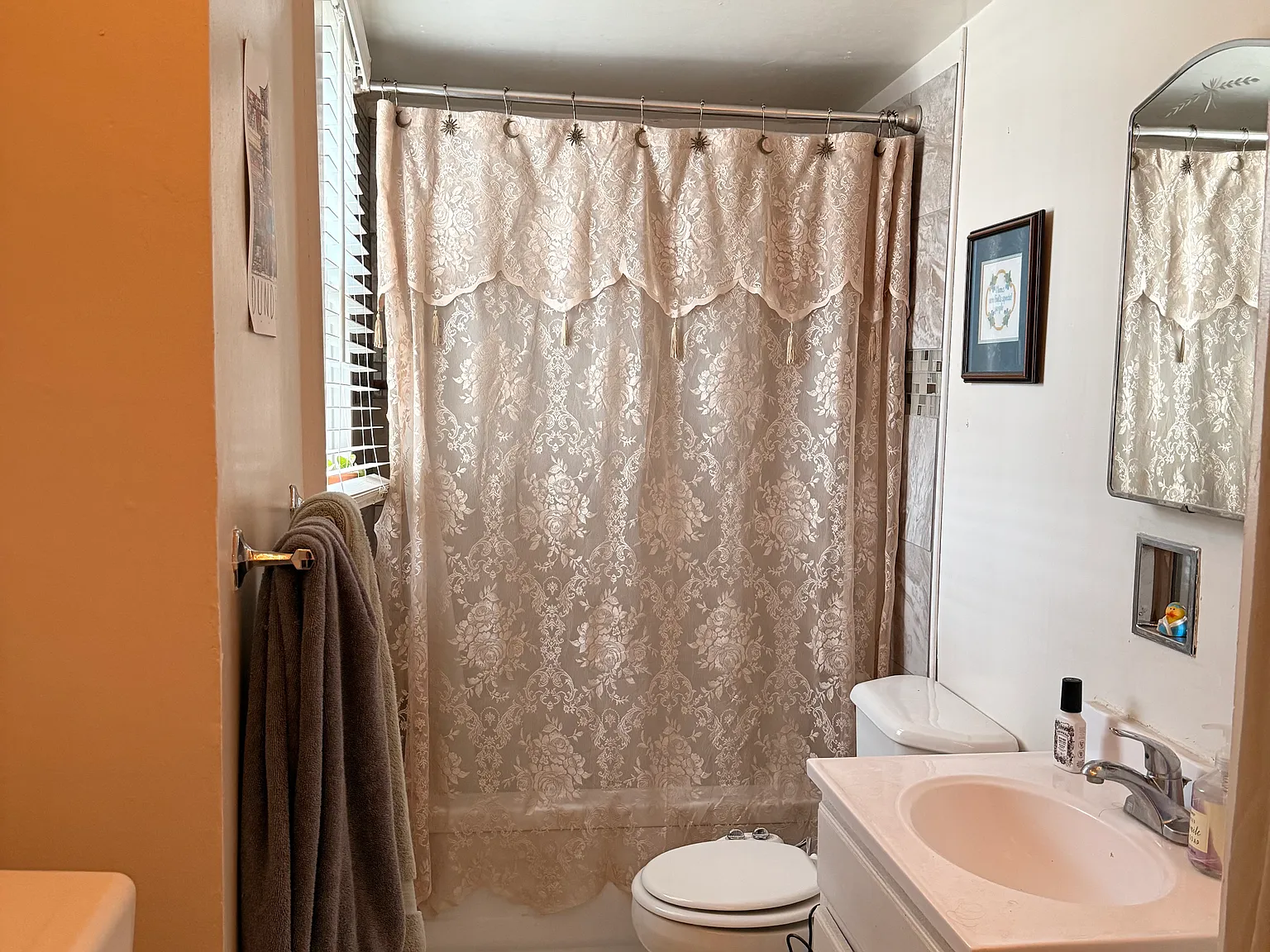 1 bed, 710 sqft, $950 — Photo 1