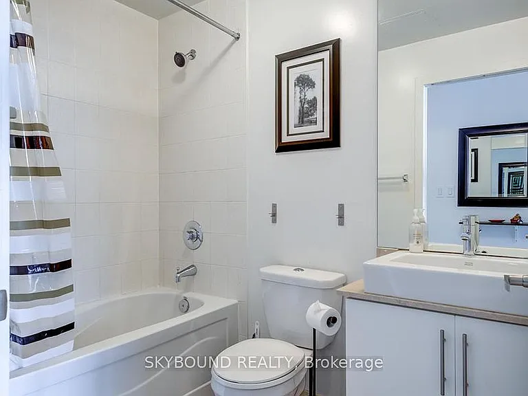 55 Bremner Blvd #2709 — Photo 34