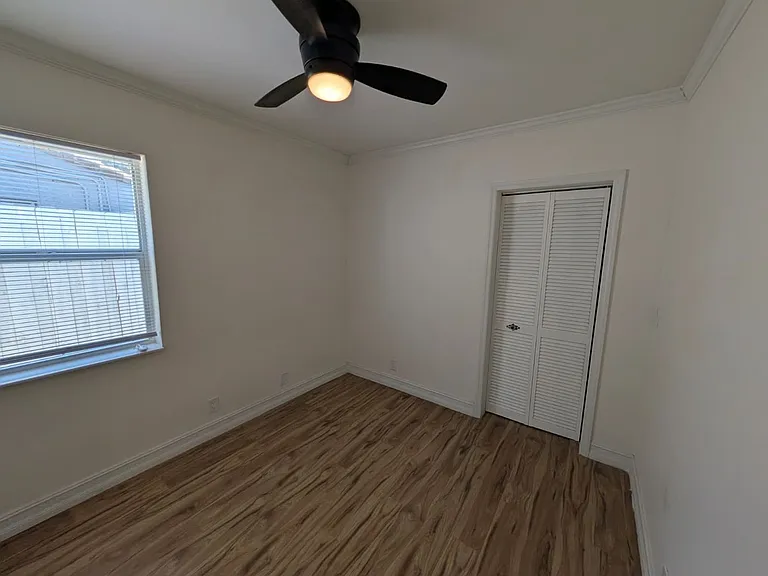 1629 NW 5th Ave — Photo 14