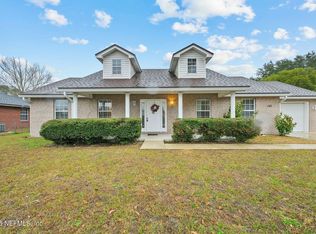 141 5th St N, Macclenny, FL 32063