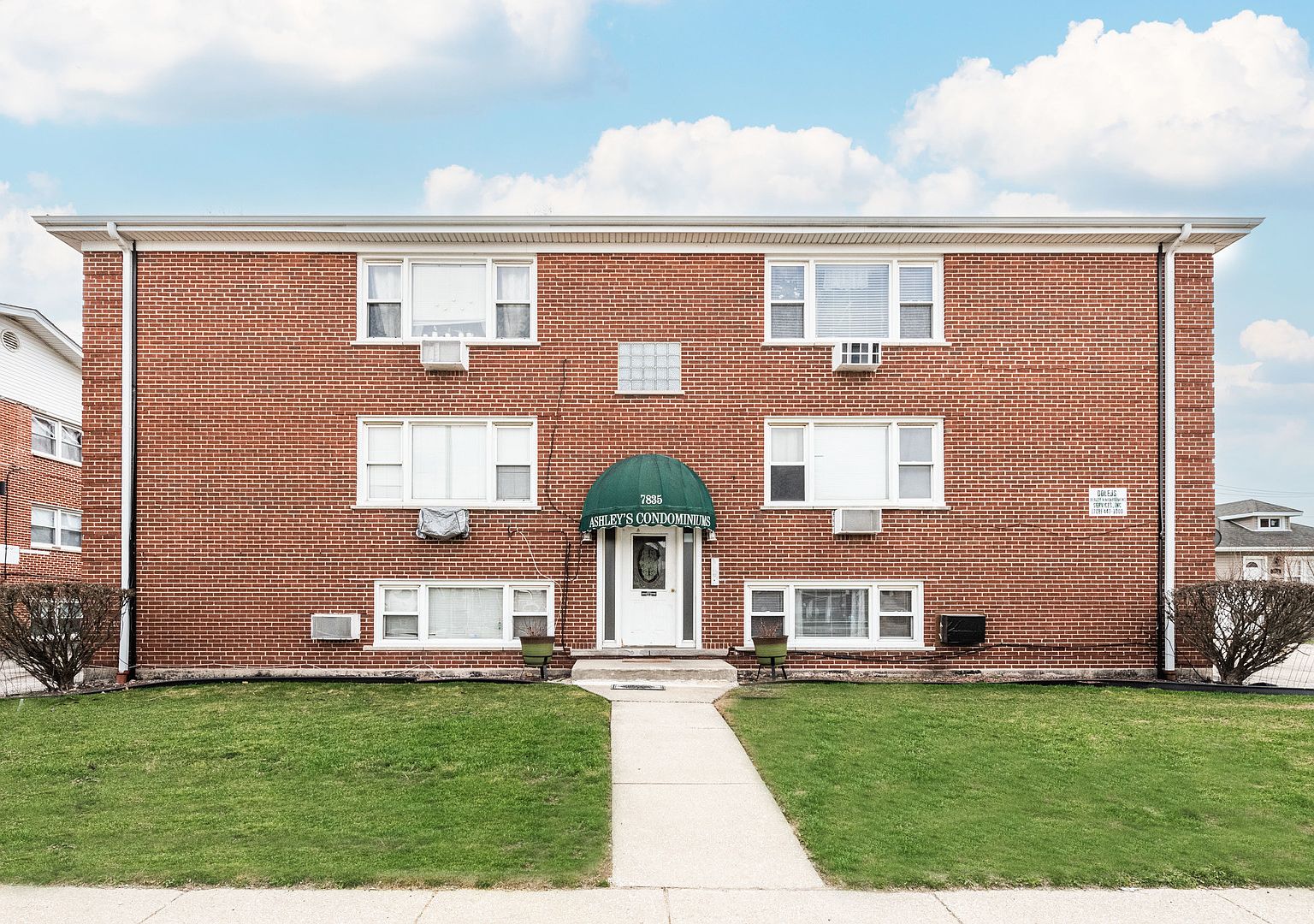 7835 43rd St APT 2, Lyons, IL 60534 | Zillow