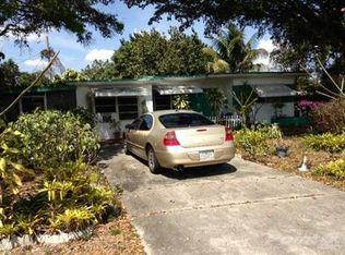 5801 Moseley St, Hollywood, FL 33021