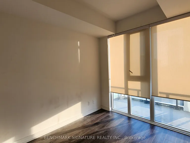 20 Edward St #2512 — Photo 16