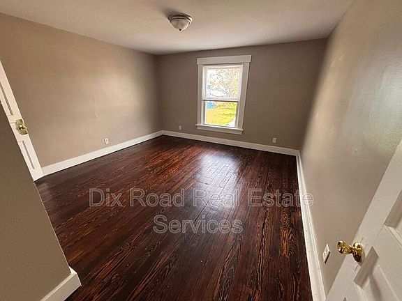 3rd image of 67 S McGee St