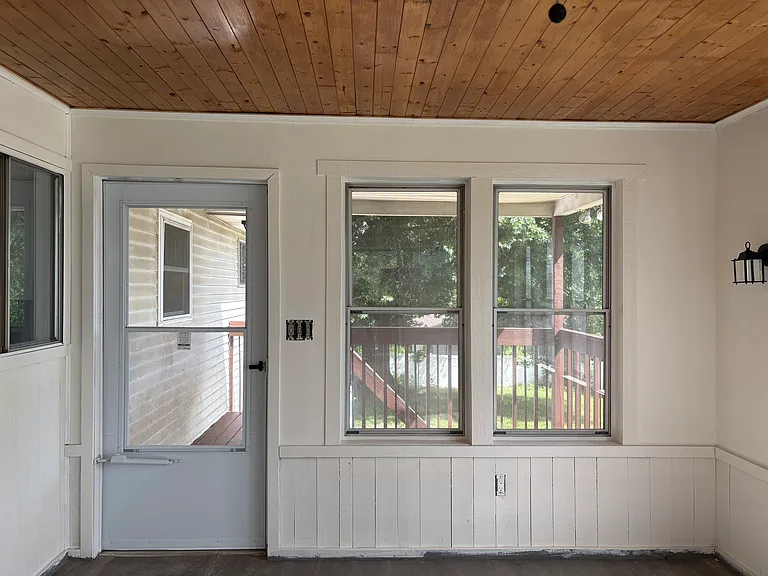479 Sue Dr — Photo 15