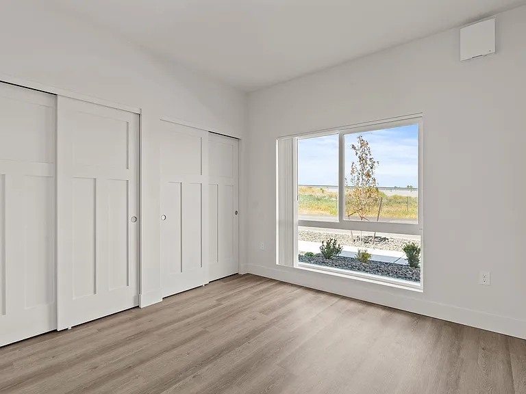 Fairways Apartments — Photo 34