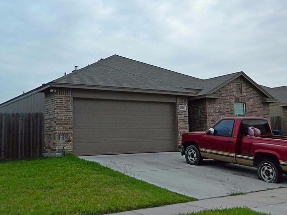 2nd image of 2934 Alta Gigonella St