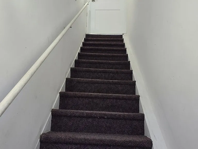 410 E Grand River Ave #2 — Photo 16