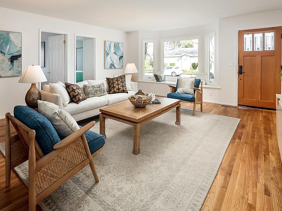 5th image of 3897 Corina Way