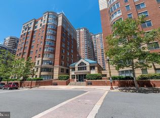 3830 9th St N APT 602W, Arlington, VA 22203