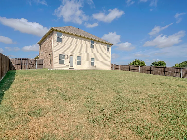 1535 Meadowlake Dr — Photo 41