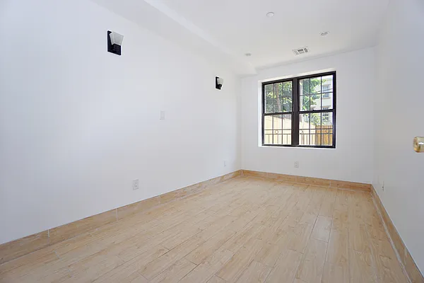 Rented by Corcoran | media 13