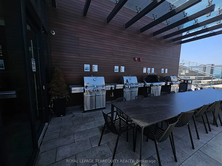 1 Yorkville Ave #4401 — Photo 18