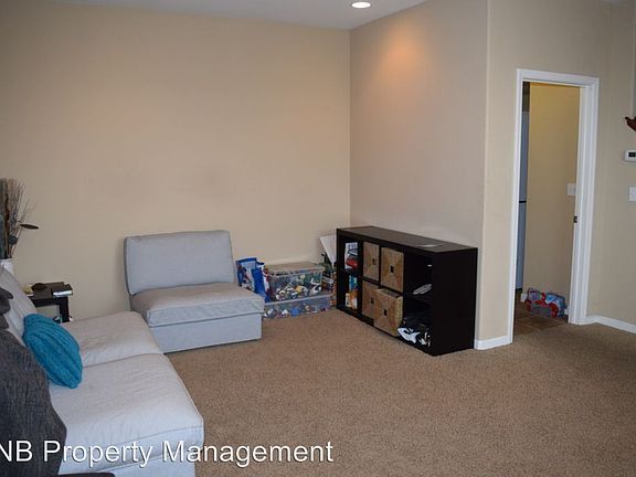 3rd image of 6186 Lonetree Blvd