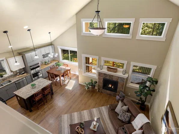 7981 SE MOSSY POND Court, Olalla, WA 98359