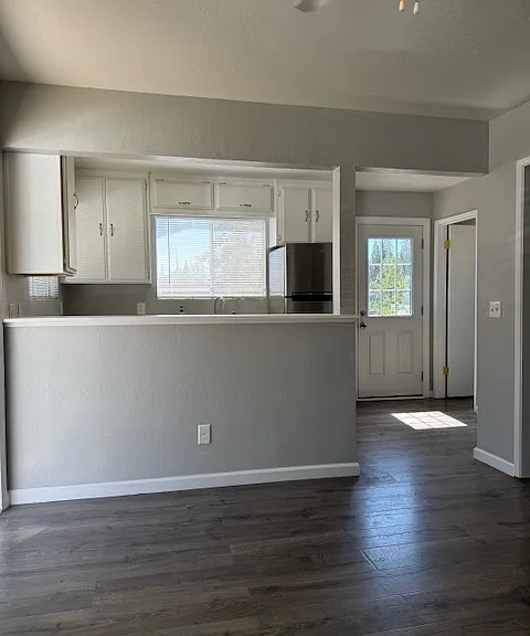 12 Gearhart Ln — Photo 3