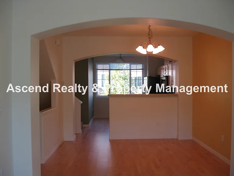 15330 SW Mallard Dr #103 — Photo 3