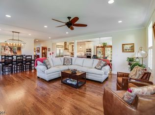 504 Monroe Ct, Whippany, NJ 07981