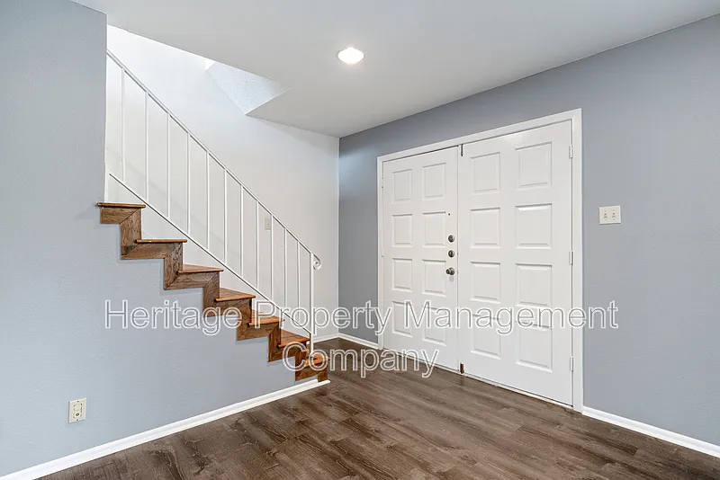 3 bed, 2.5 bath, 1750 sqft, $1,450 — Photo 3