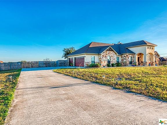 4th image of 104 Carrizo Ranch Dr