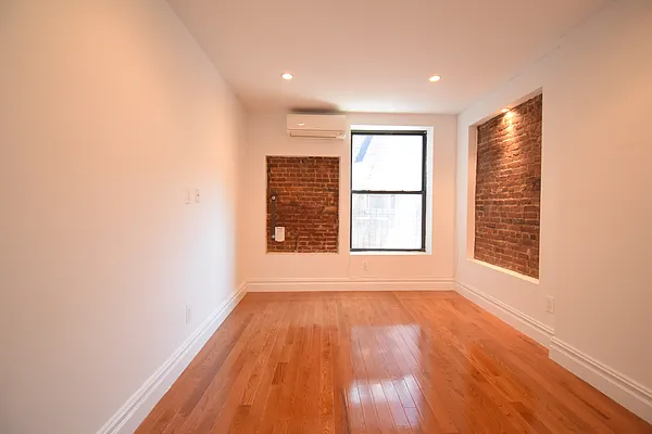 Rented by Triplemint | media 17