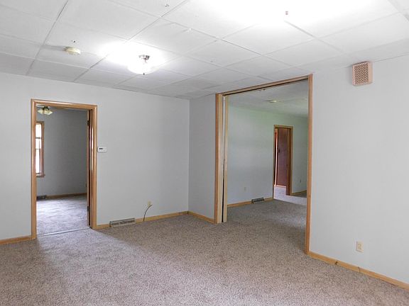 5th image of 1402 W 6th Ave