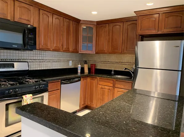 2175 NE 170th St APT 206, North Miami Beach, FL 33162