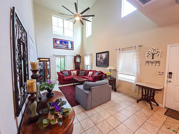 5th image of 516 E Slaughter Ln APT 1704