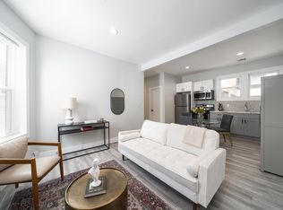 109 Wegman Pkwy, Jersey City, NJ 07305