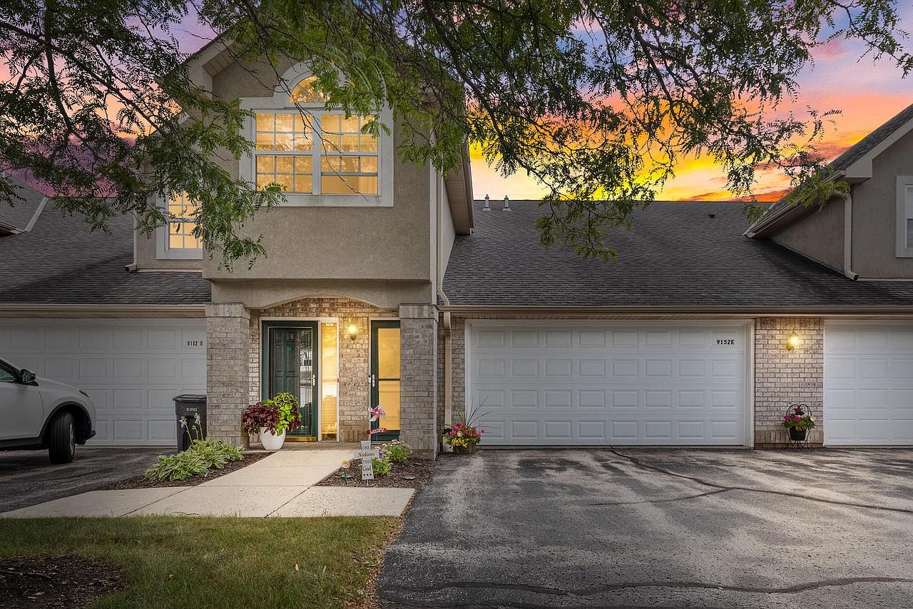 9152 West Elm COURT UNIT E, Franklin, WI 53132 Zillow