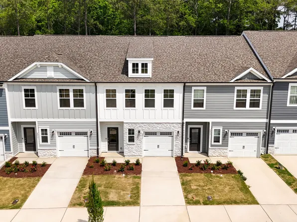 8815 Malmesbury Ln, Wake Forest, NC 27587