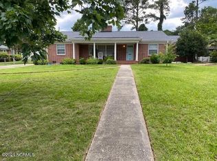 306 W Renovah Cir, Wilmington, NC 28403