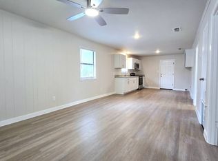 389 W Blackbourn St, Hawkins, TX 75765