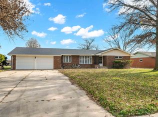 216 N Sedgwick Ave, Burrton, KS 67020