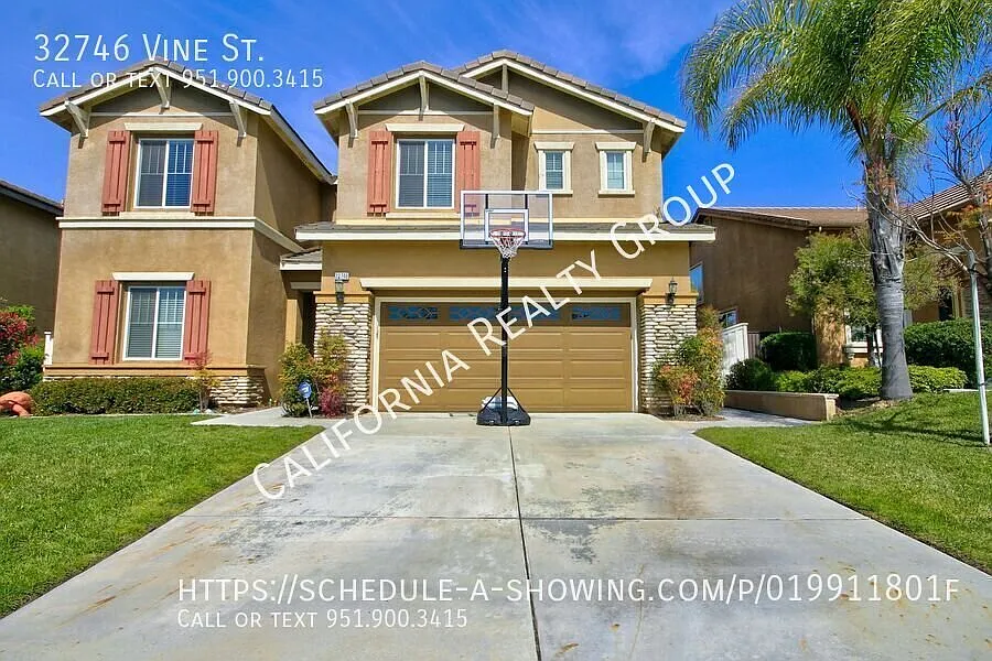 32746 Vine St