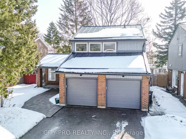 2848 Windwood Dr, Mississauga, ON L5N 1W7