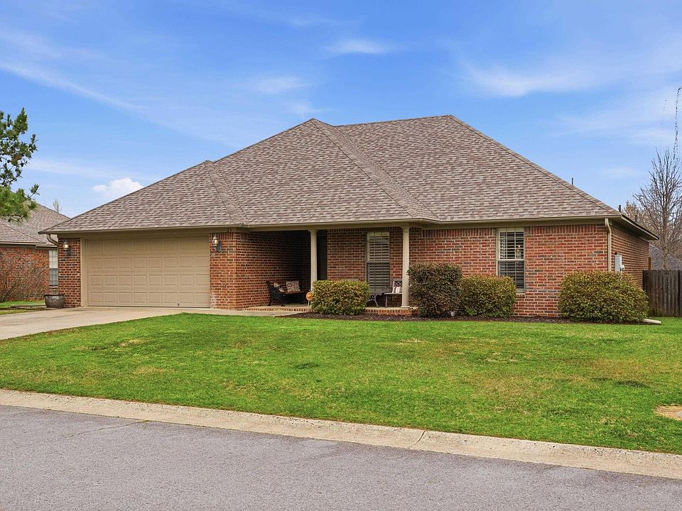 1st image of 23 Mitchell Cir