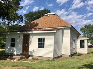 301 S Cypress St, Cherokee, KS 66724