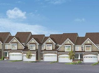 17 Paulding #403, Danbury, CT 06810