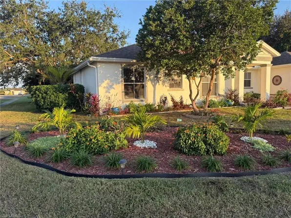 265 Justene Cir W, Lehigh Acres, FL 33936