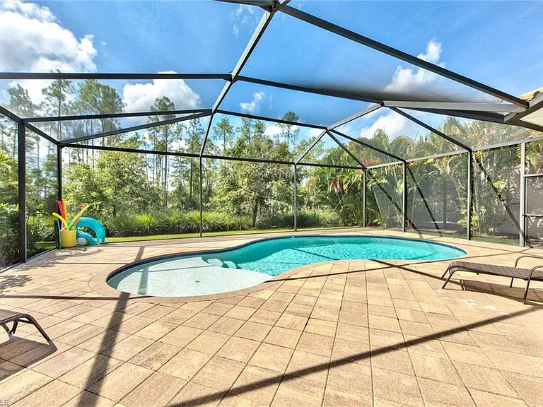 7755 Martino Cir — Photo 24