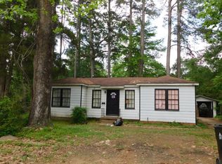 901 2nd St SE, Springhill, LA 71075