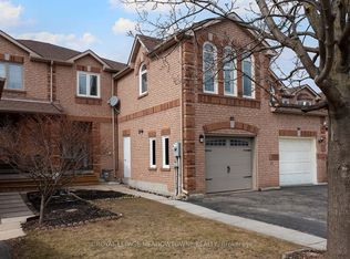 82 Mosley Cres, Brampton, ON L6Y 5C8
