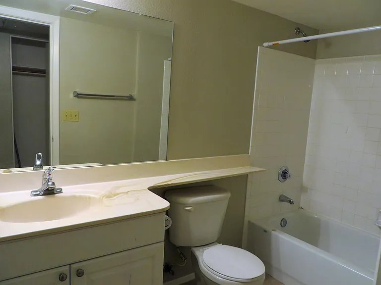 461 W Holmes Ave #106 — Photo 9